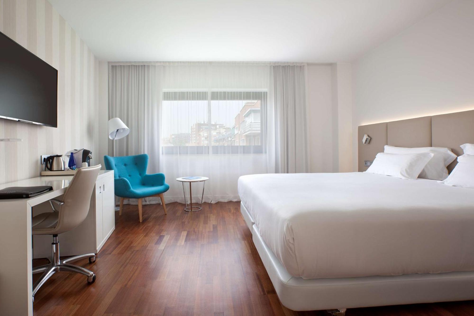 Nh Madrid Ventas Hotel Exterior photo
