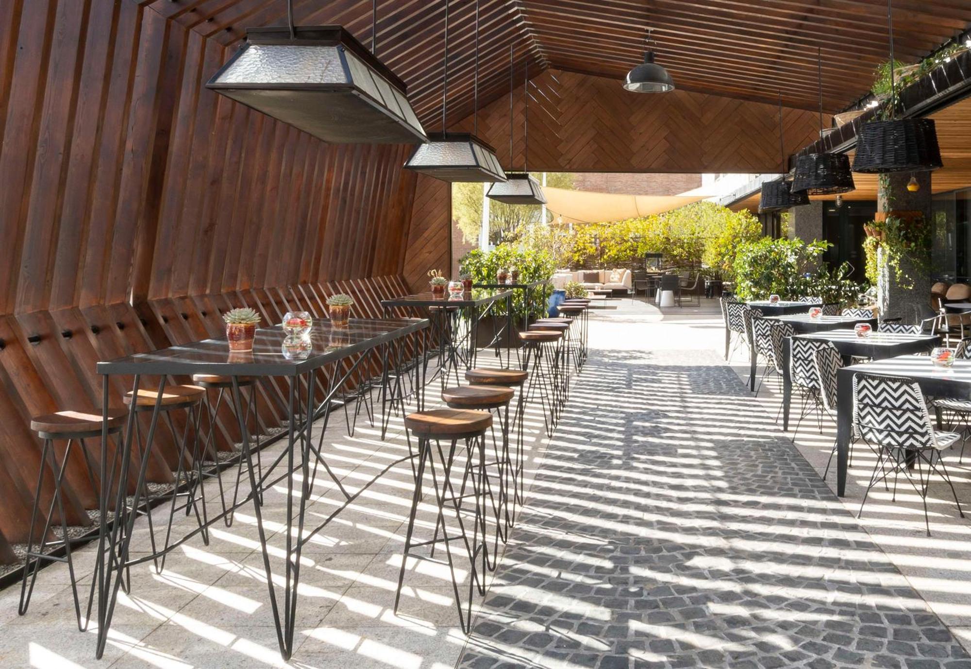Nh Madrid Ventas Hotel Exterior photo
